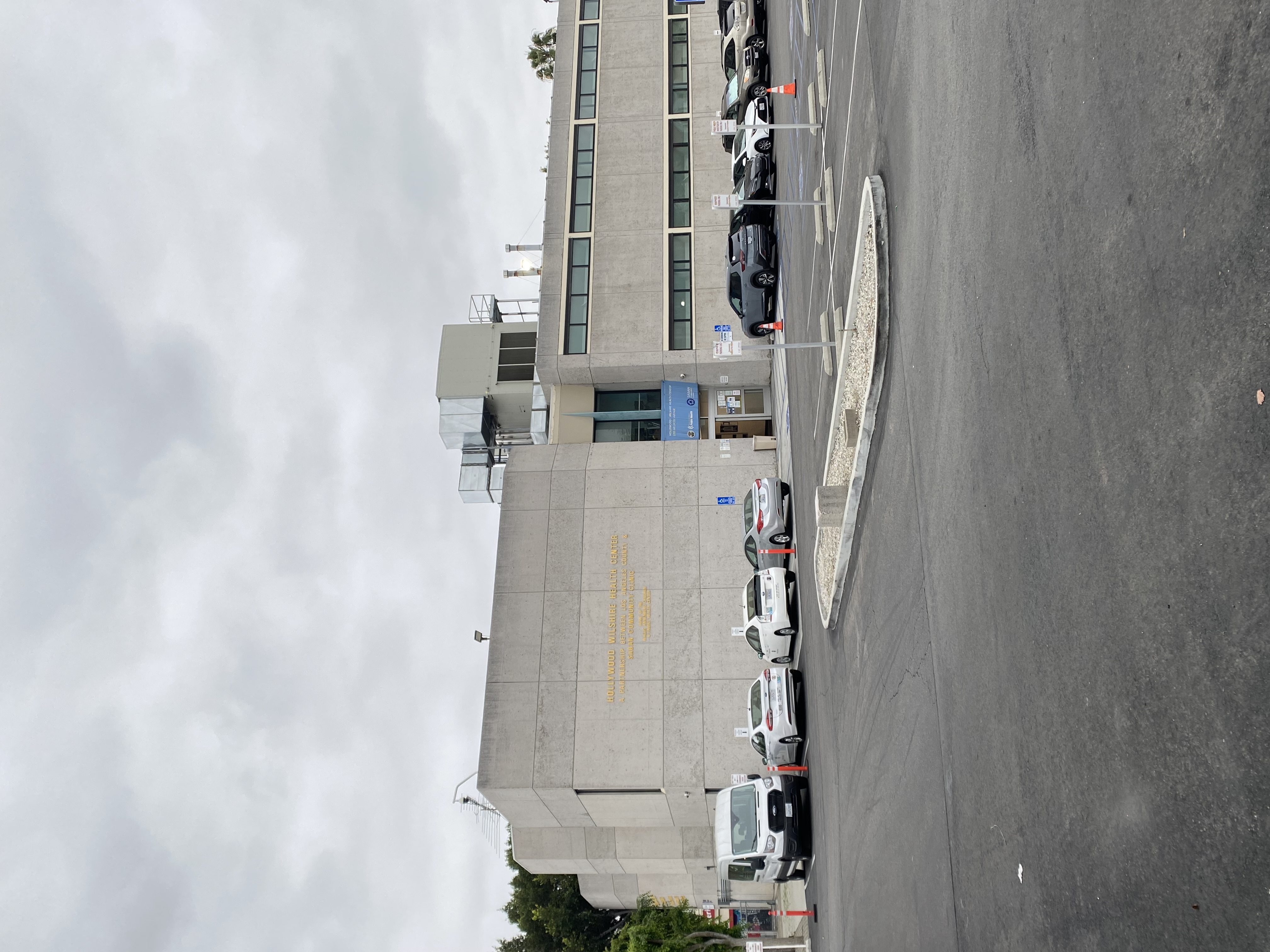 Hollywood-Wilshire Health Center Services building